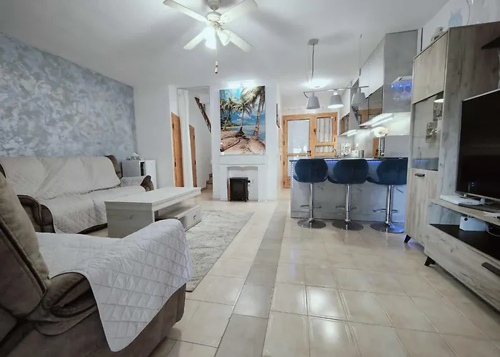 Goleta Danuria Nyaraló